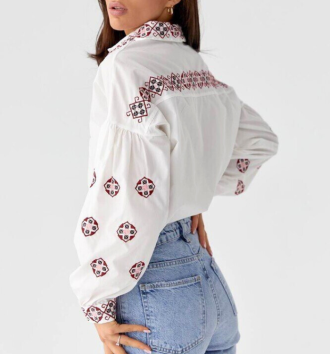 Blouse Brodée